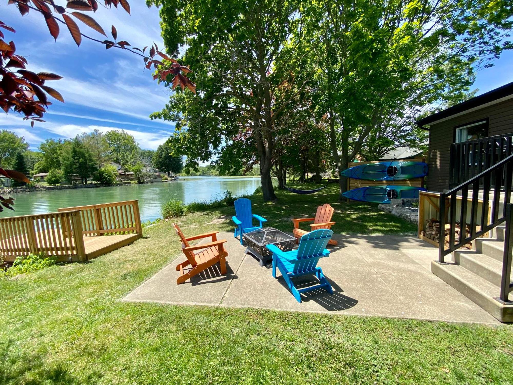 Creekside Cottage - Kayak, Sup, Fishing, Game Room, Steps To The Beach Kingsville Esterno foto